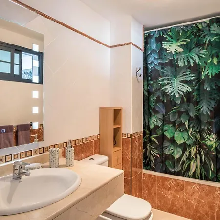 Esmeralda بلايا بلانكا