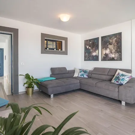 Esmeralda Holiday home