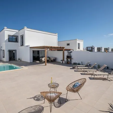 Esmeralda بلايا بلانكا